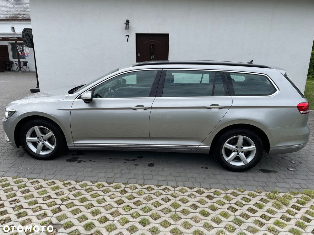 Volkswagen Passat 2.0 TDI SCR (BlueMotion Technology) DSG Comfortline - 11