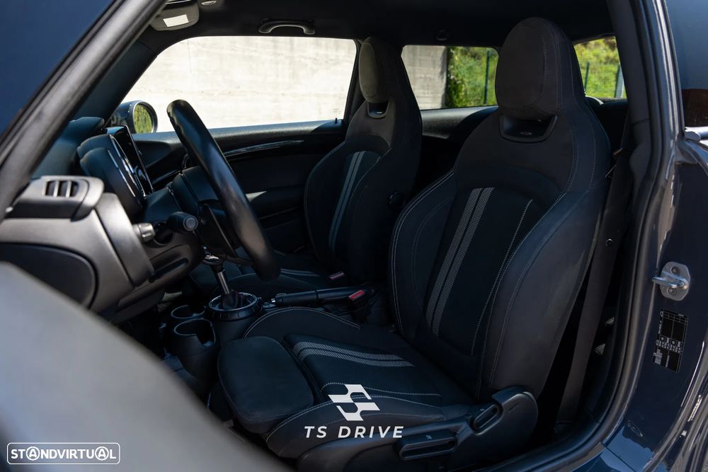 MINI 3 Portas John Cooper Works Aut. - 8