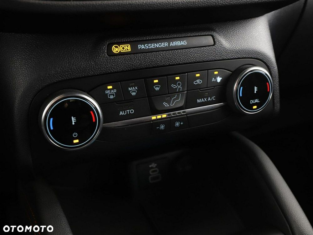 Ford Kuga 2.5 FHEV FWD ST-Line eCVT - 27