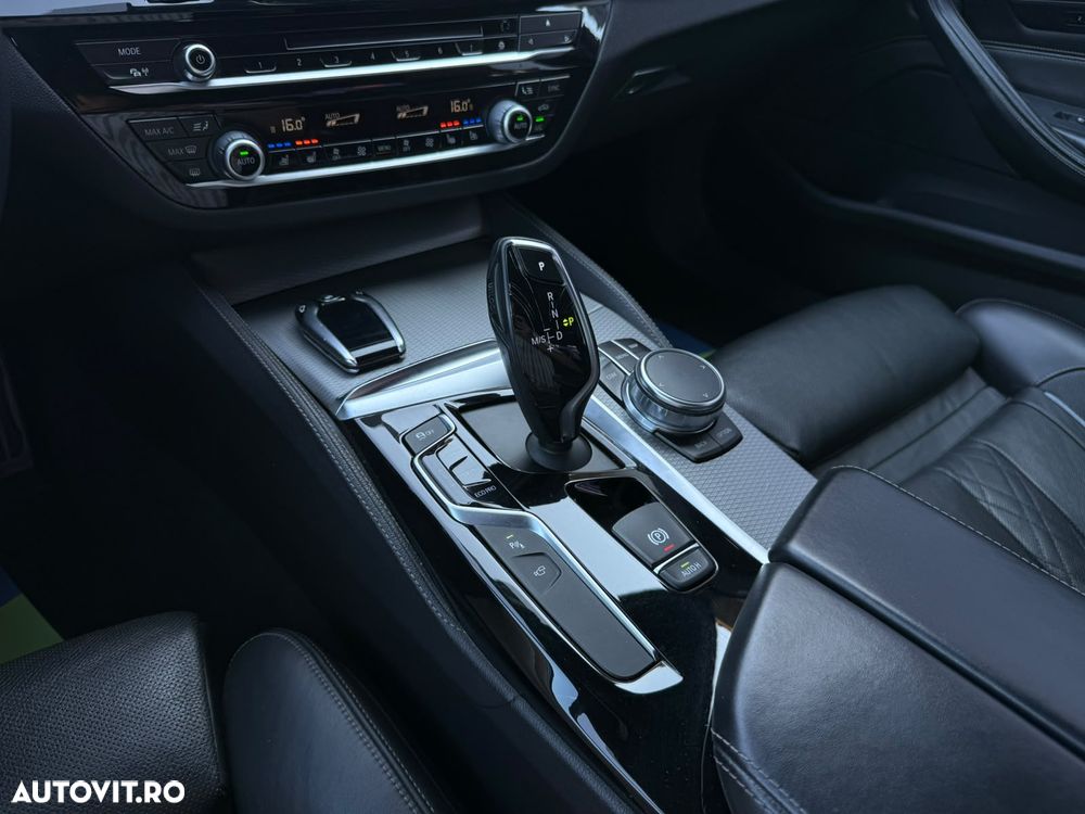BMW Seria 5 520d Aut. M Sport Edition - 21