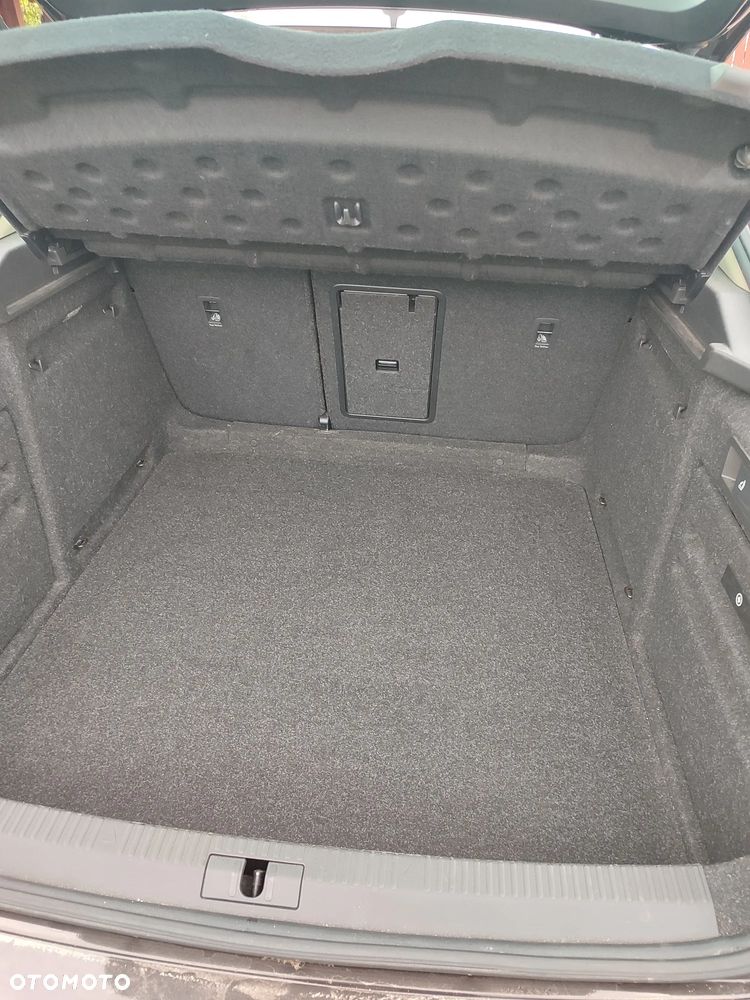 Skoda Superb 2.0 TDI L&K DSG - 21