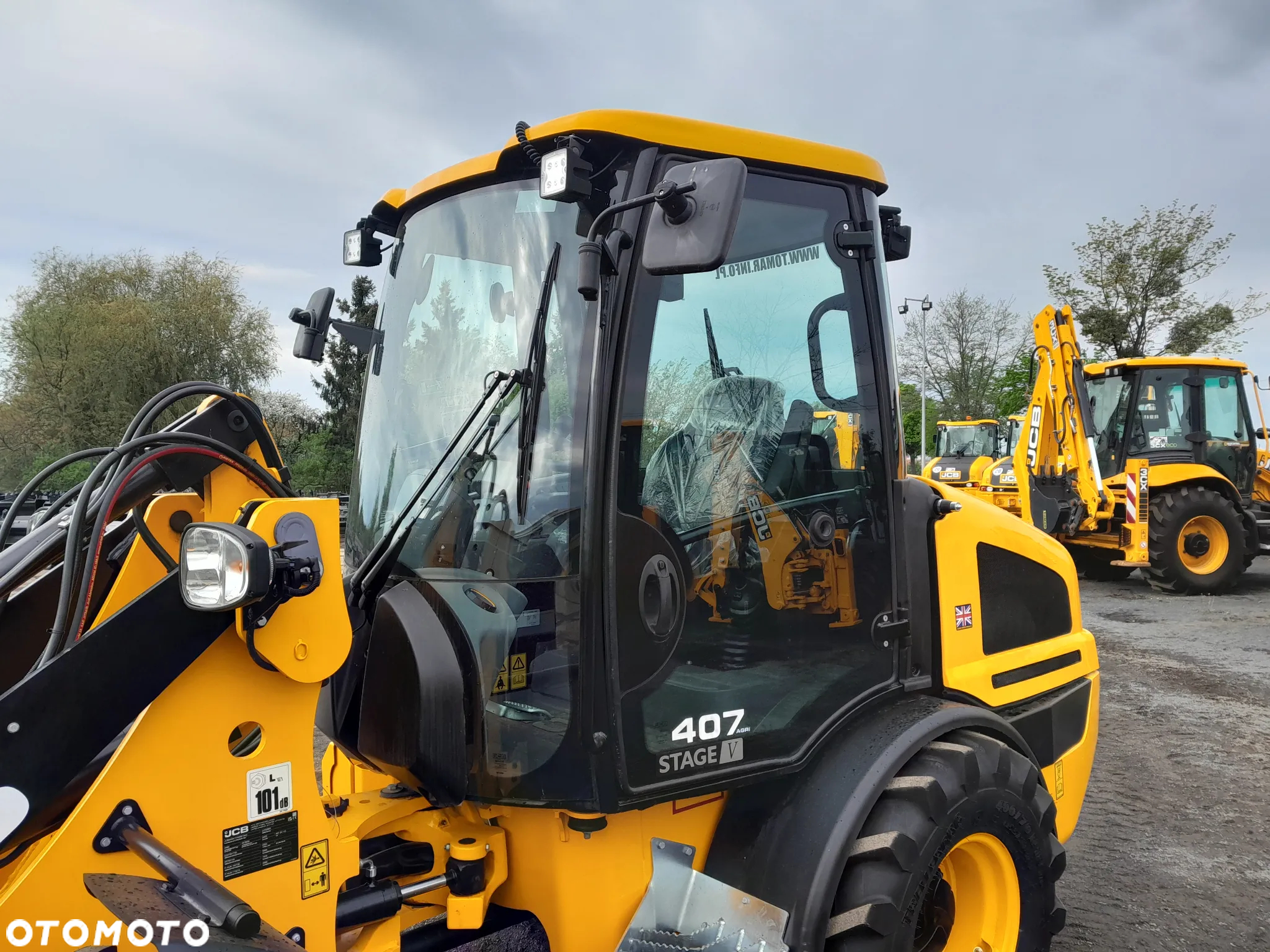 JCB 407 SV AG - 13
