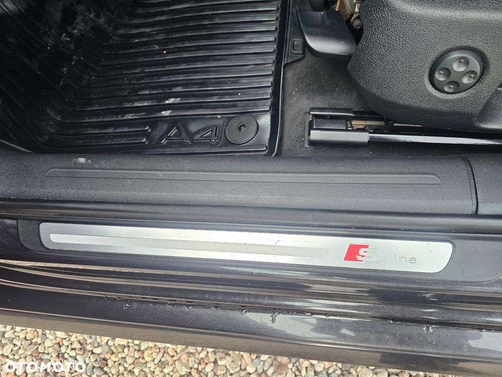 Audi A4 Avant 2.0 TDI S tronic quattro - 14