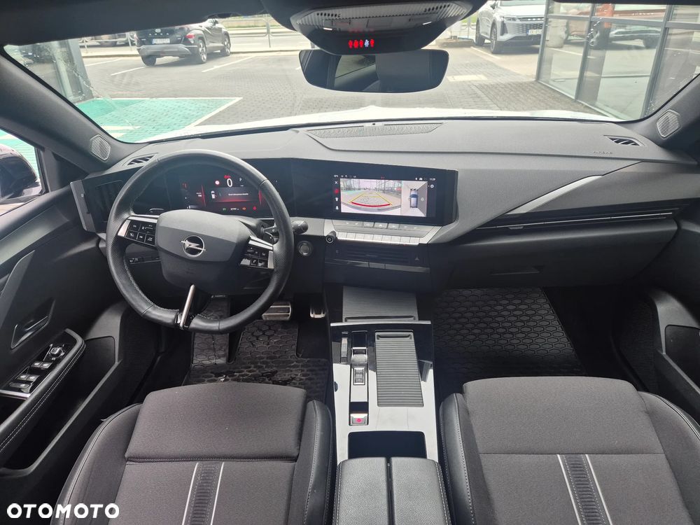 Opel Astra 1.2 T GS S&S - 9