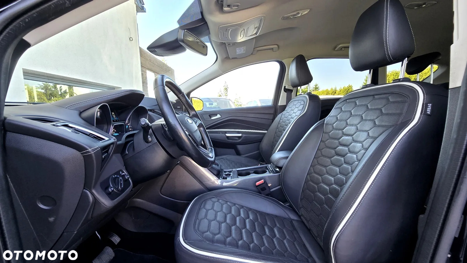 Ford Kuga 2.0 TDCi 4x4 Vignale - 19