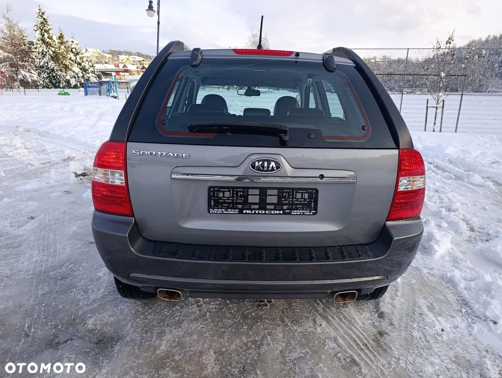 Kia Sportage 2.0 CRDI 4WD Cup - 9