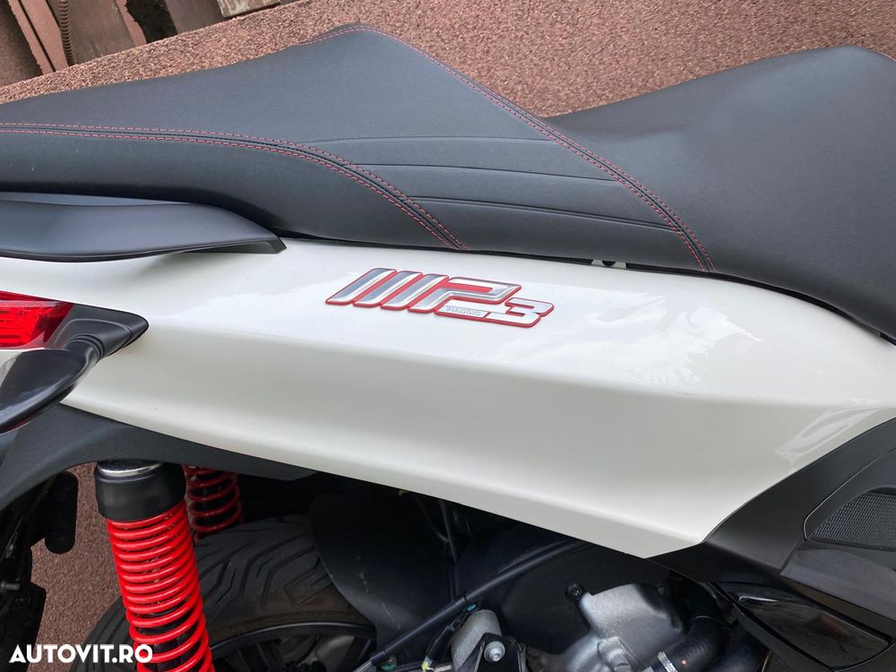 Piaggio MP3 250 - 8