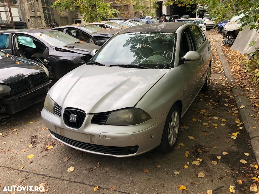 Dezmembrez Seat Ibiza gri argintiu 1,4 benzina 2005 - 4