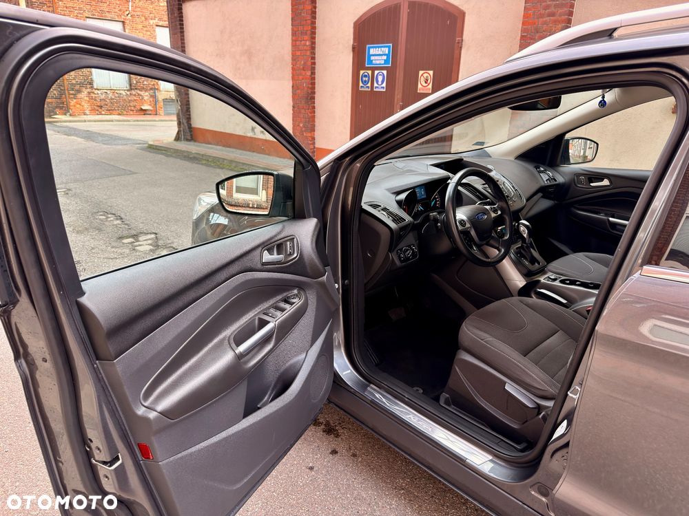 Ford Kuga 2.0 TDCi 4x4 Titanium - 16