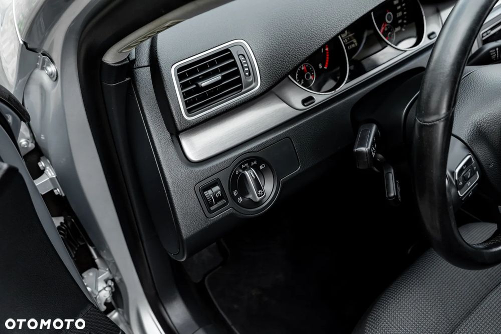 Volkswagen Passat Variant 1.8 TSI DSG Comfortline - 30