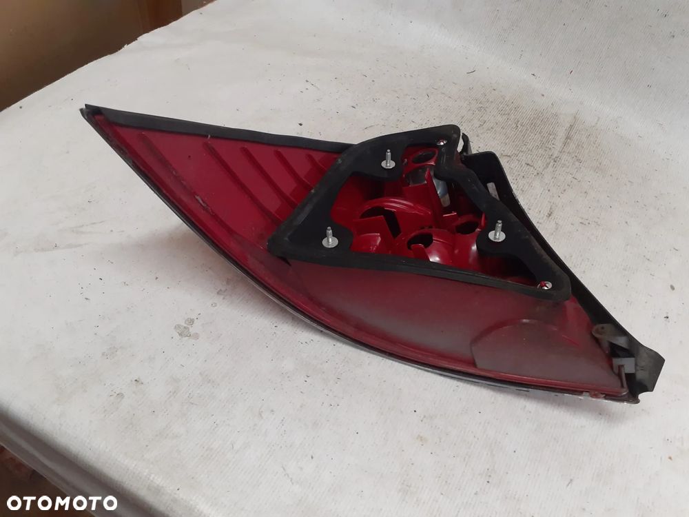 * LAMPA TYLNA PRAWA TYŁ PRAWO FORD MONDEO MK3 LIFT - 4