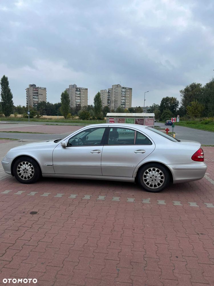 Mercedes-Benz Klasa E - 4