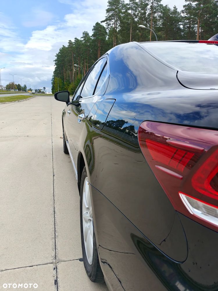 Lexus LS 600h L - 32