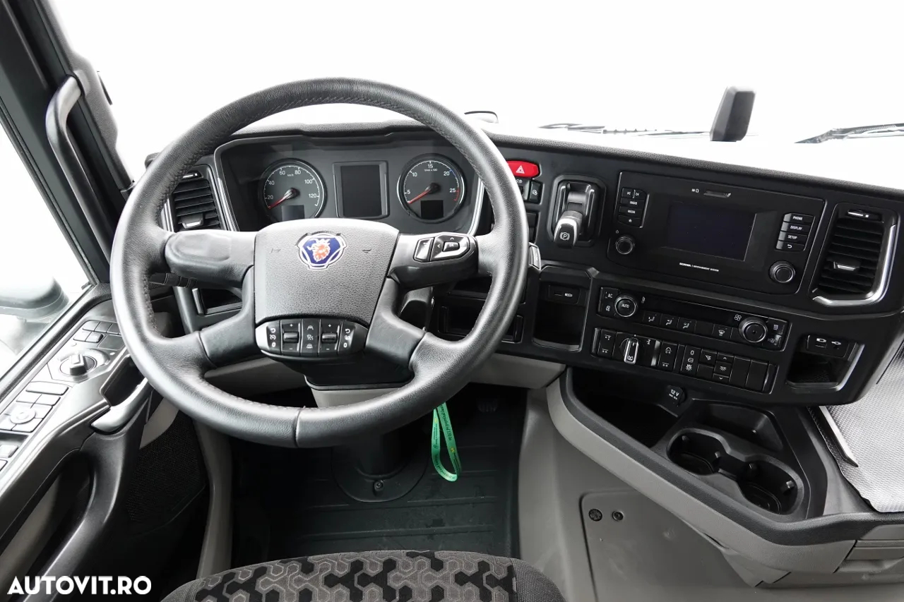 Scania R 410 / 6x2 / PERDEA - 7,8 m / SOLO / ACOPERȘ RIALAT / CONTRACTUL DE SERVICE - 29
