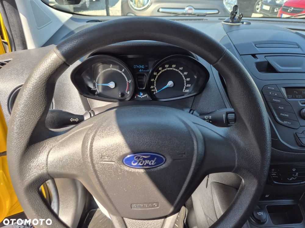 Ford TRANSIT COURIER - 39
