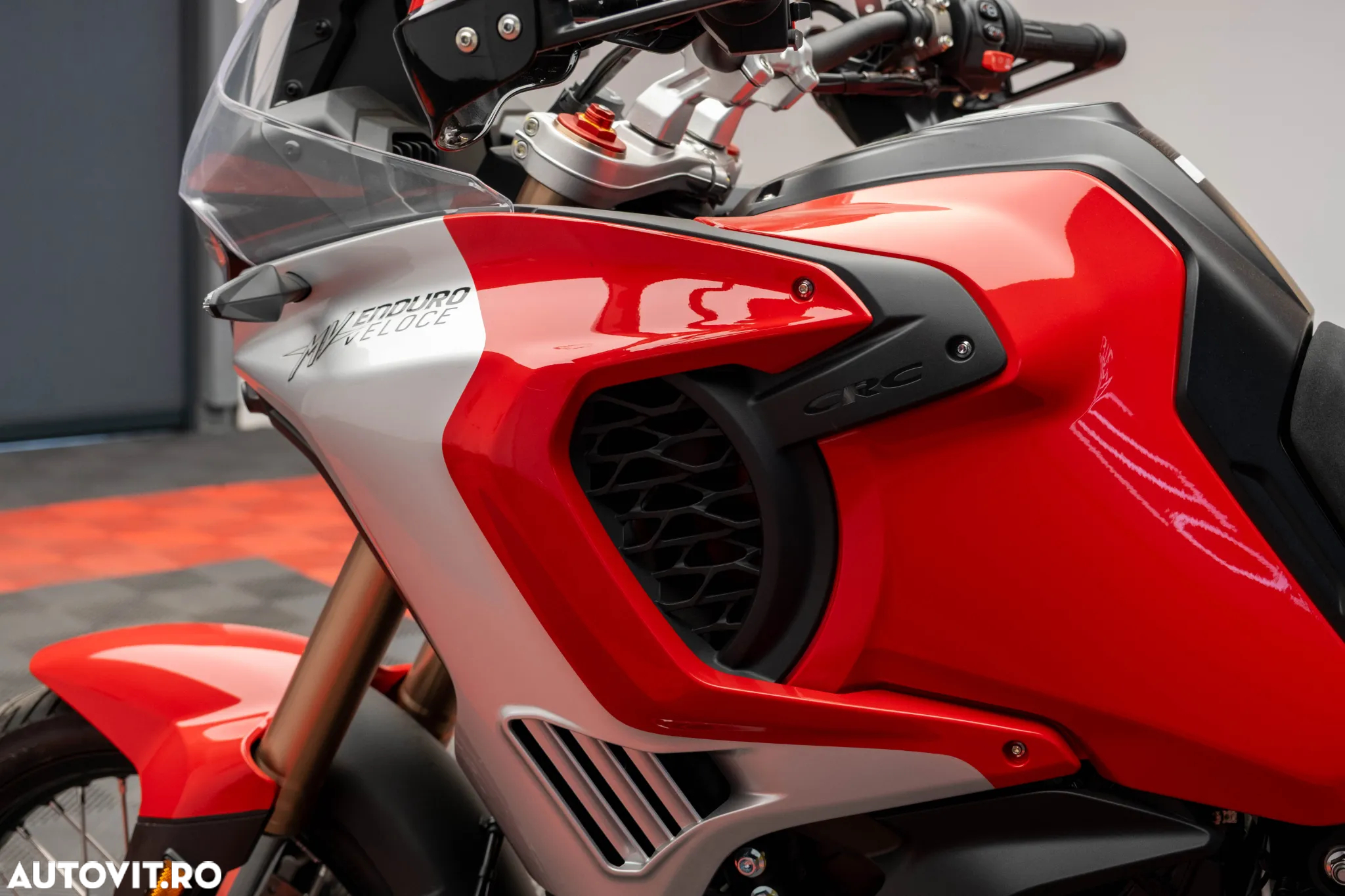 MV AGUSTA Enduro Veloce EAS - 13