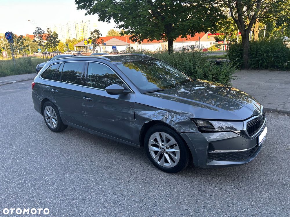 Skoda Octavia 1.5 TSI mHEV Selection DSG - 4
