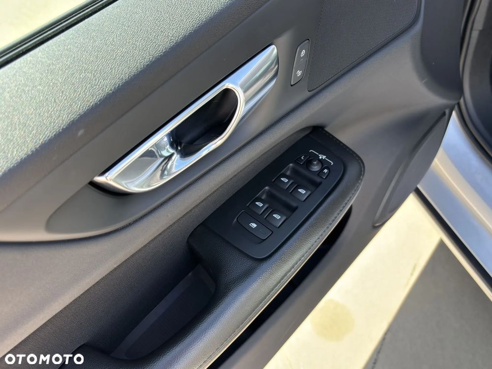Volvo V60 - 16