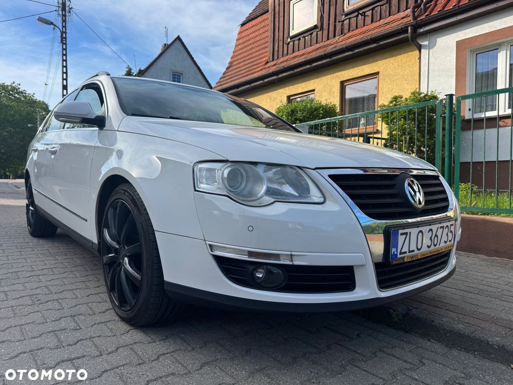 Volkswagen Passat 2.0 TDI DPF DSG Trendline - 1