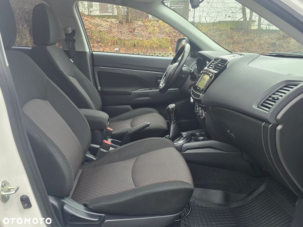 Mitsubishi ASX 1.6 2WD Diamant Edition - 16