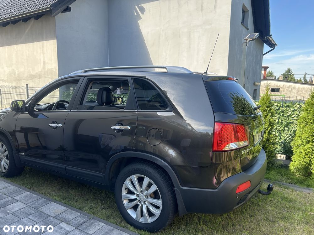 Kia Sorento - 4