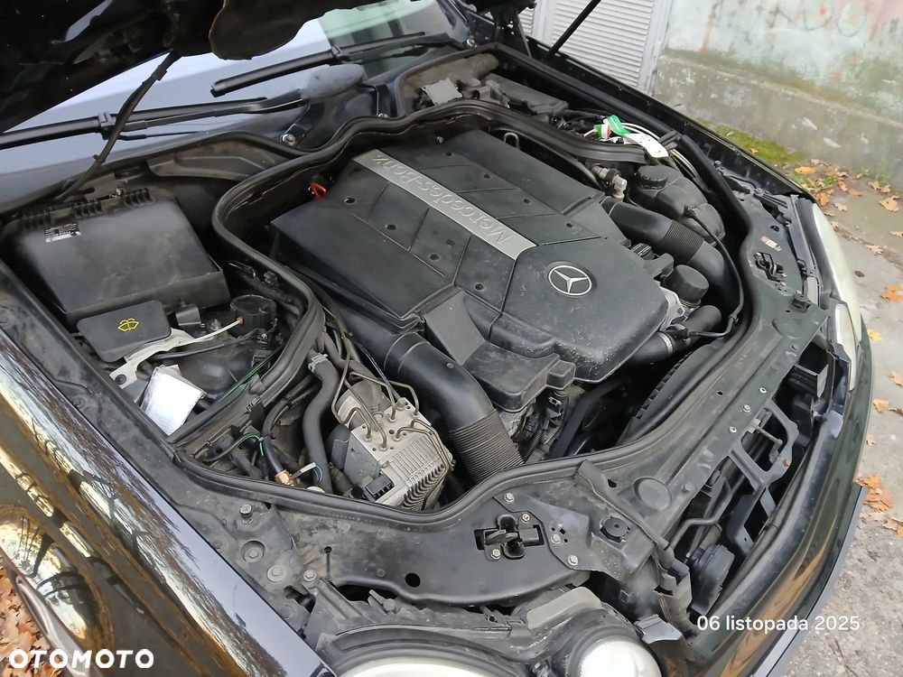 Mercedes-Benz Klasa E 500 Avantgarde - 16