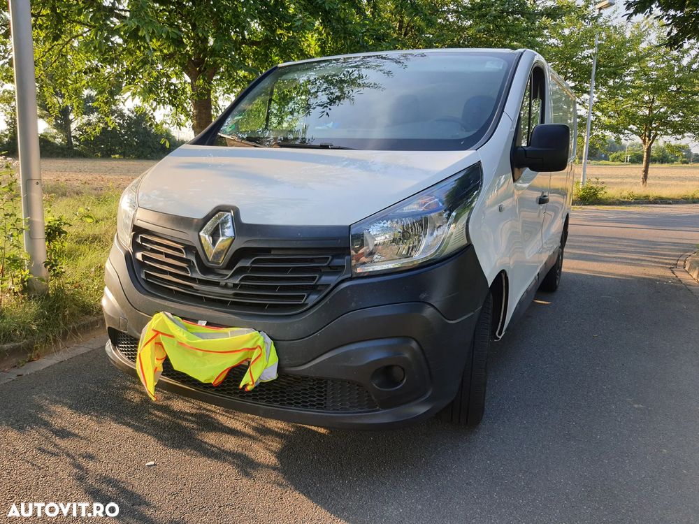 Renault Trafic dCi 95 Combi Authentique - 9