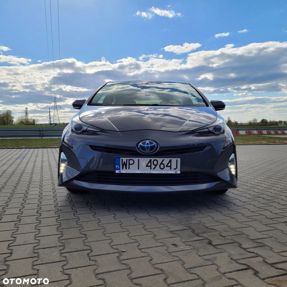 Toyota Prius 1.8 Hybrid Prestige - 2