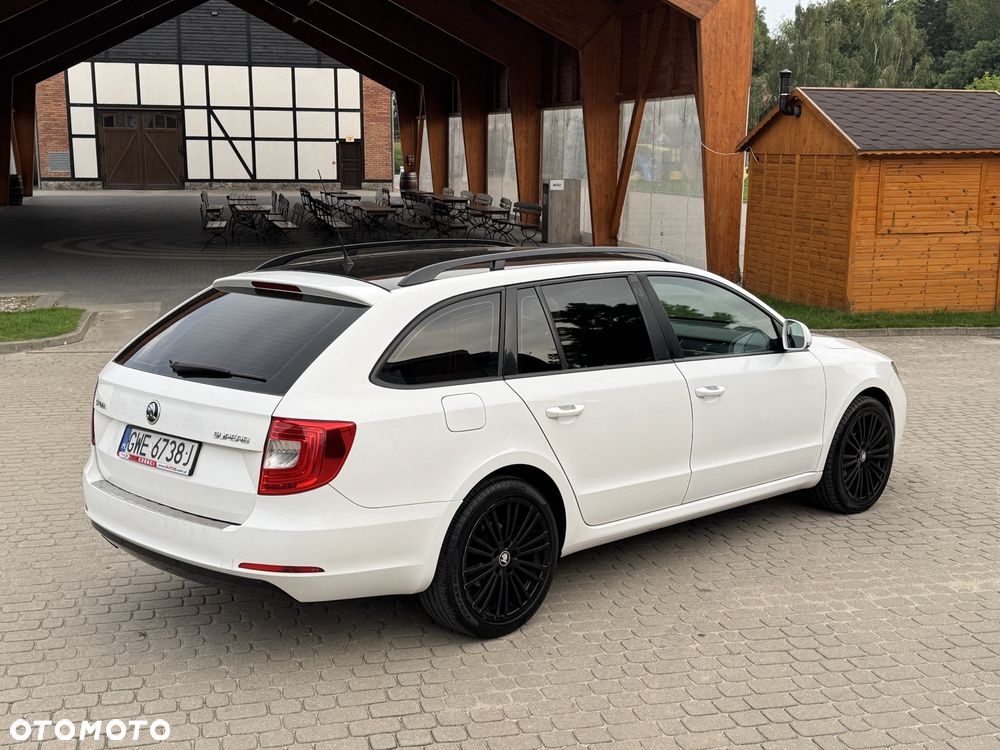 Skoda Superb 1.6 TDI Exclusive - 4
