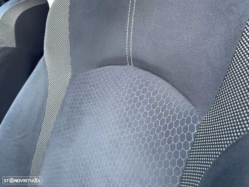 Nissan Juke 1.5 dCi N-Connecta 360+EPI - 16