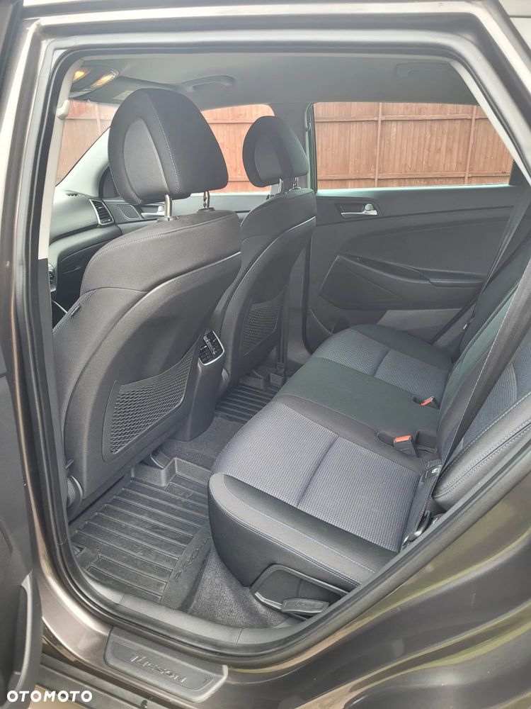 Hyundai Tucson blue 1.7 CRDi 2WD DCT Style - 10
