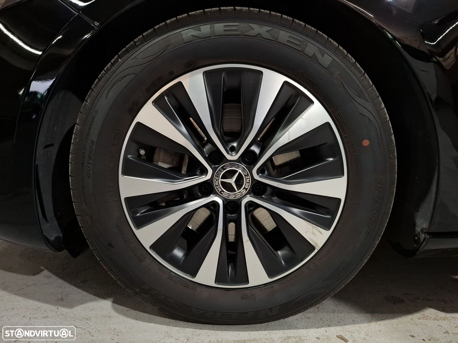 Mercedes-Benz A 180 d Style Plus - 28