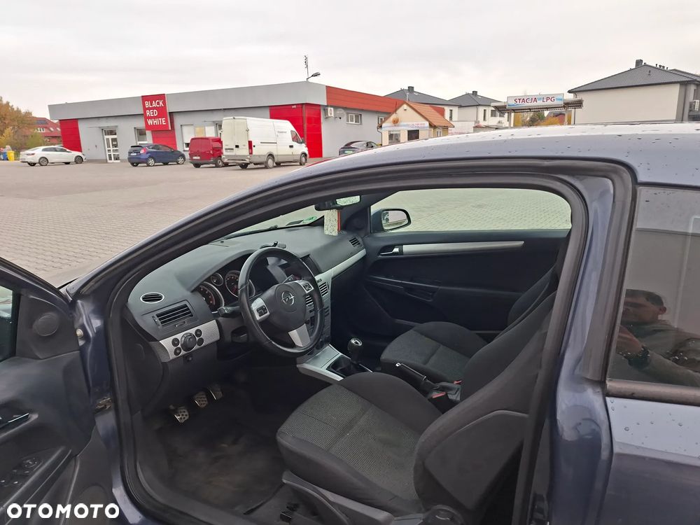 Opel Astra 2.0 T Sport - 6
