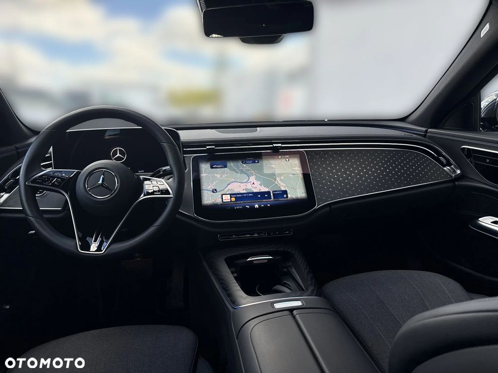 Mercedes-Benz Klasa E 200 d 9G-TRONIC - 17