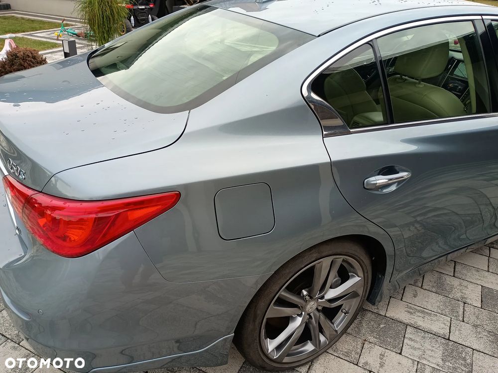 Infiniti Q50 Q50S Hybrid Premium Executive - 11