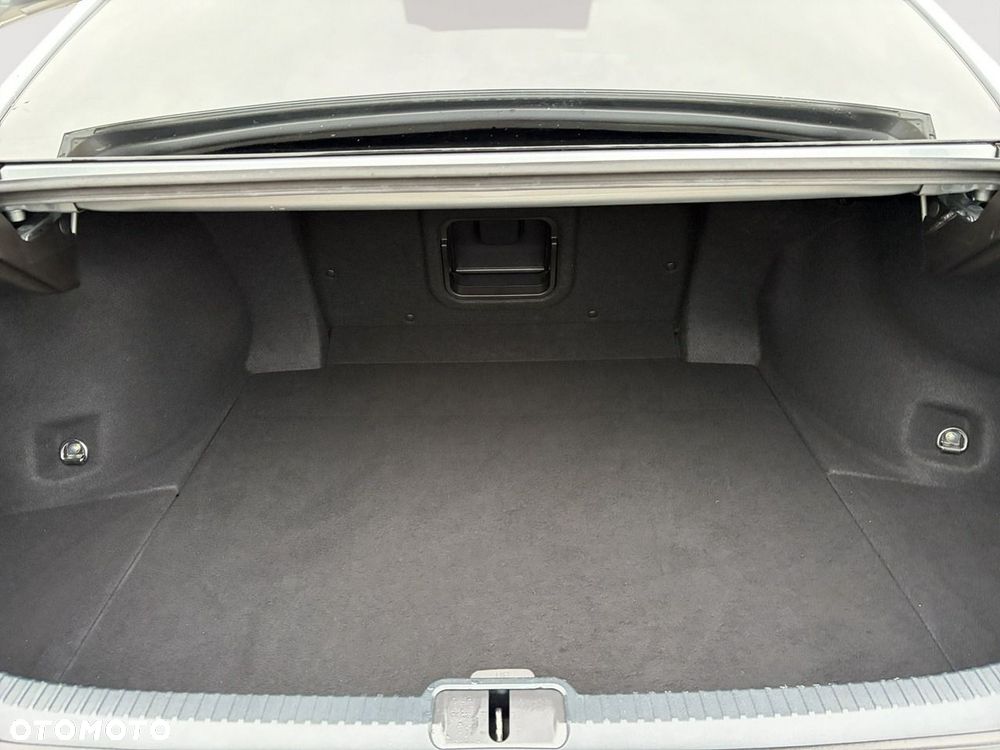 Lexus ES - 24