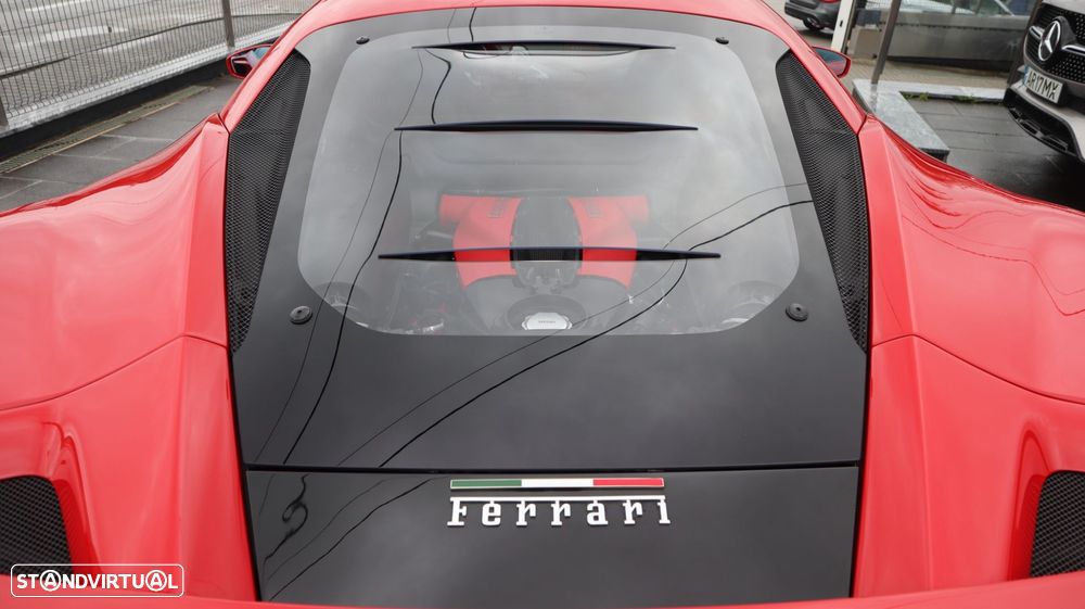 Ferrari F8 Tributo - 13