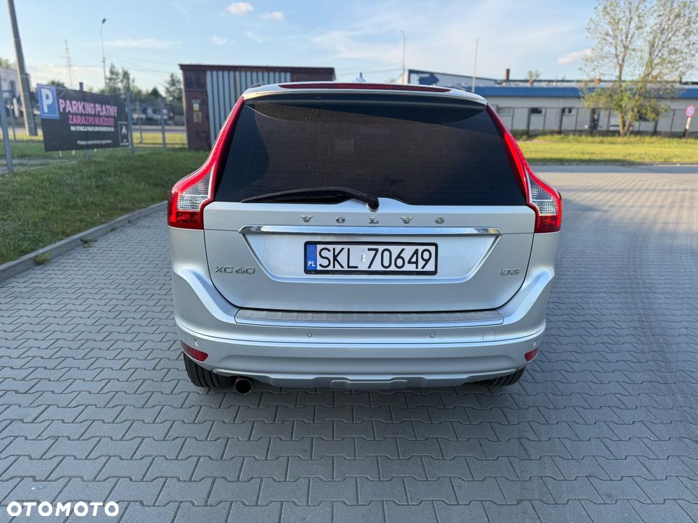 Volvo XC 60 D3 Geartronic Momentum - 4