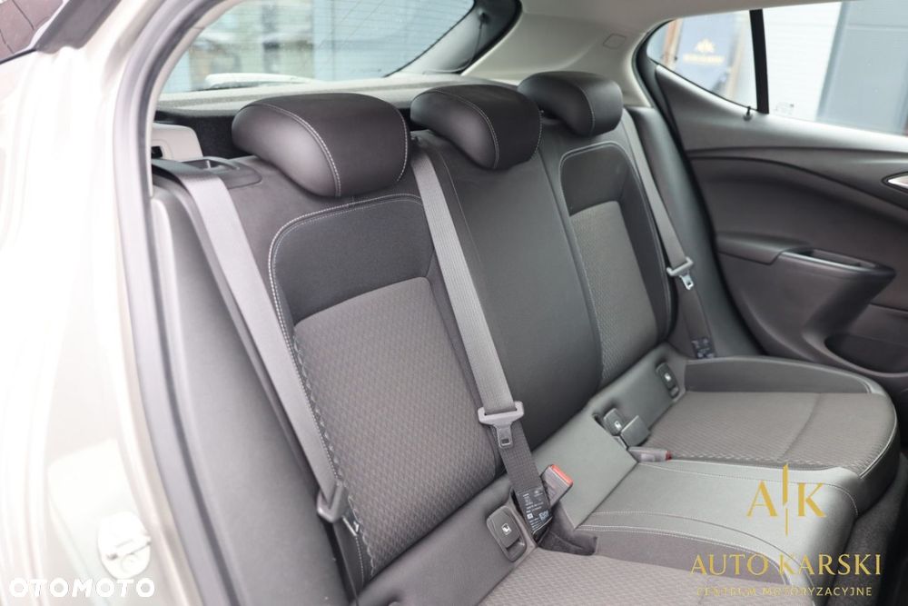 Opel Astra - 36