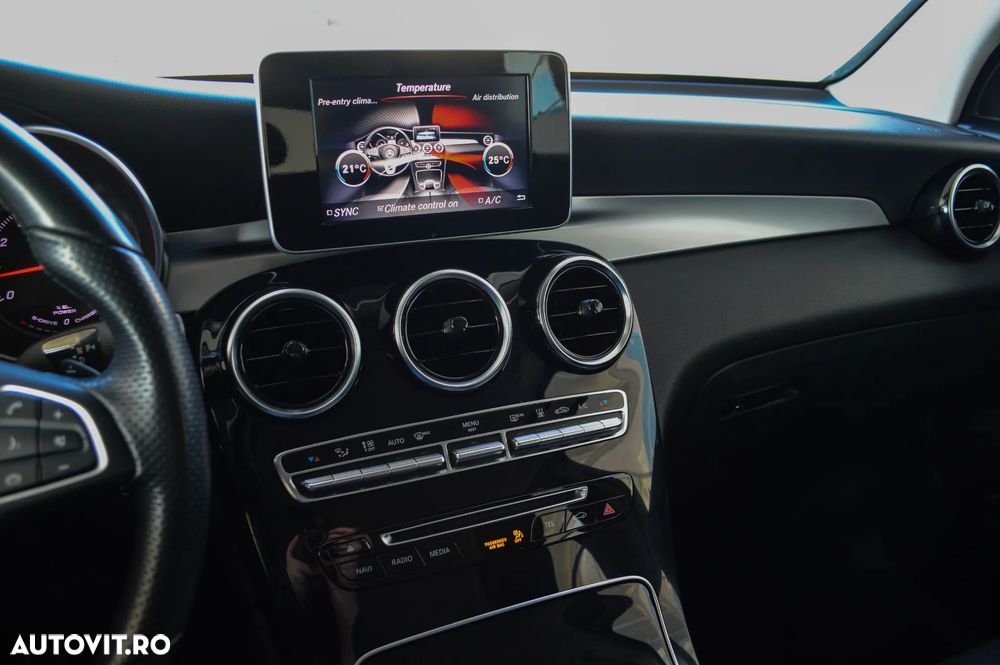 Mercedes-Benz GLC 350 e 4Matic 7G-TRONIC Exclusive - 28