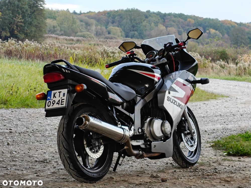 Suzuki GS - 33