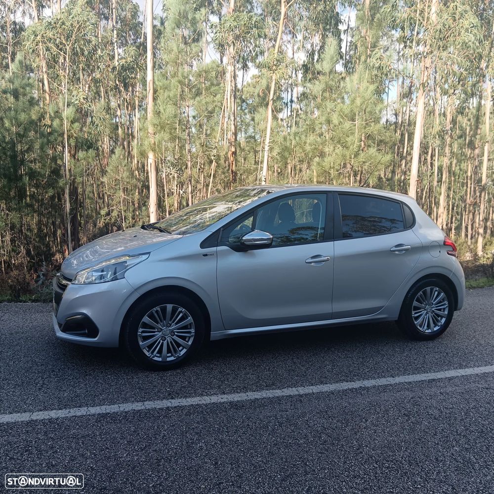 Peugeot 208 1.2 PureTech Style - 4