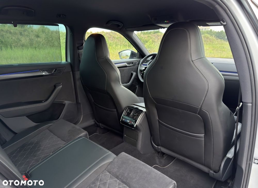 Skoda Superb 2.0 TDI SCR Sportline DSG - 34