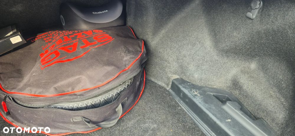 Toyota Corolla 1.6 Prestige - 13