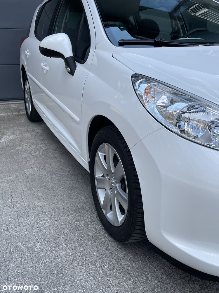 Peugeot 207 120 VTi Automatik Premium - 32