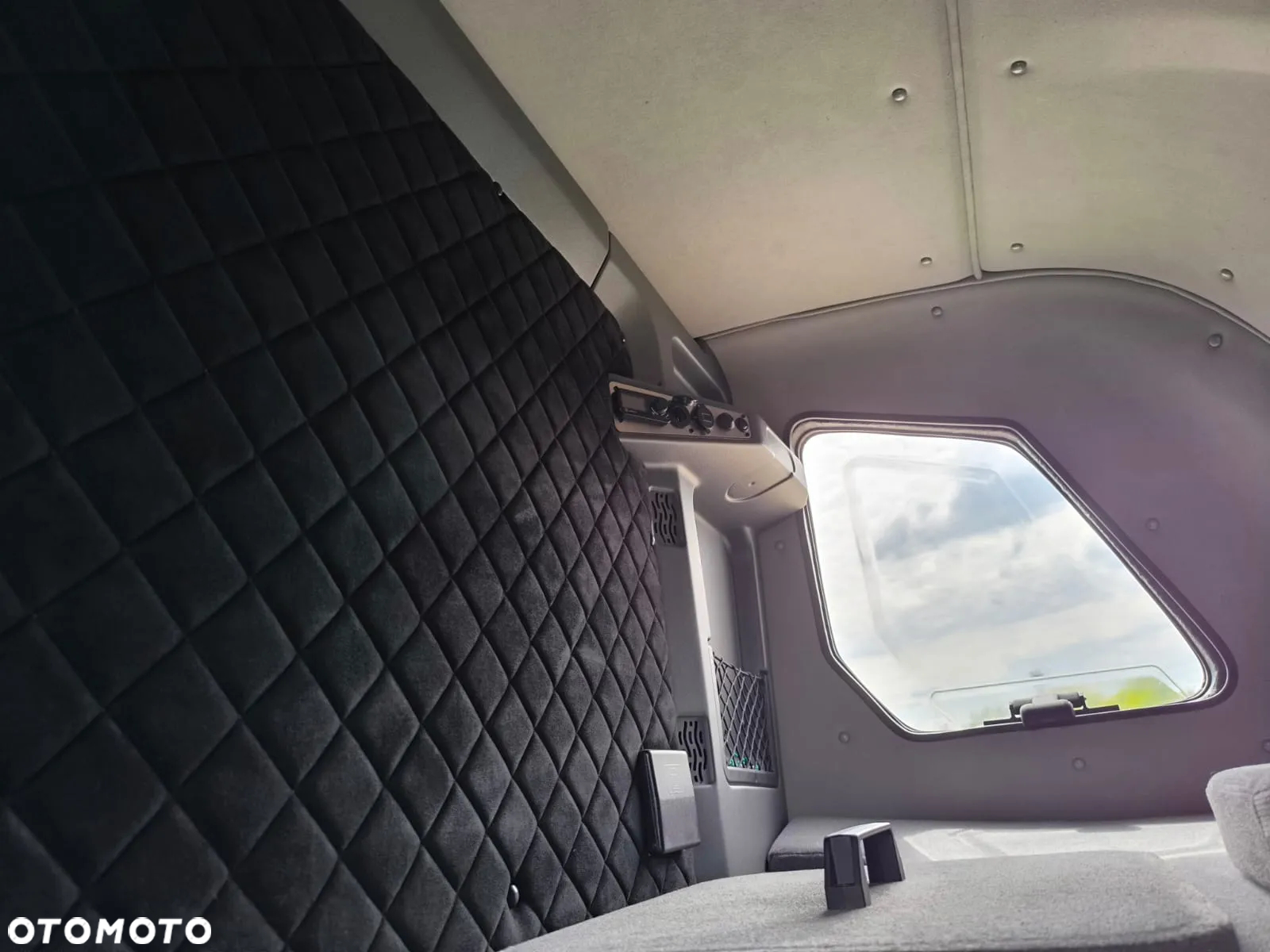 Renault Master Sypialnia WINDA 750kg, 9 Palet, Firana + Reg. Wysokość! - 31