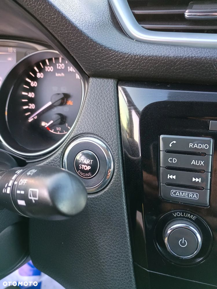 Nissan Qashqai 1.2 DIG-T N-Vision EU6 - 16