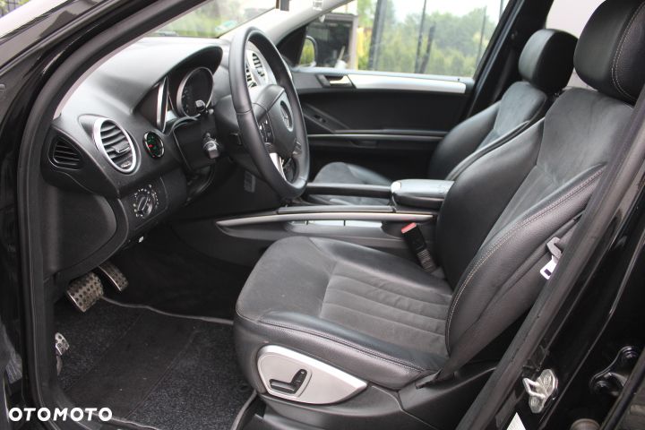 Mercedes-Benz ML - 13