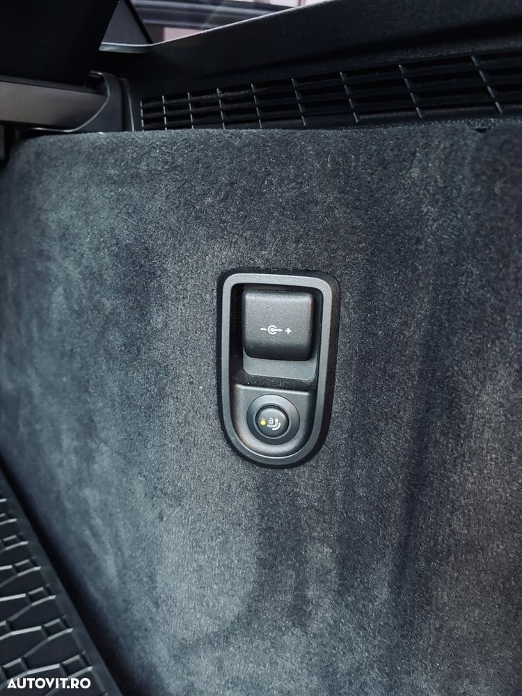 BMW Seria 5 520d xDrive Aut. M Sport Edition - 15