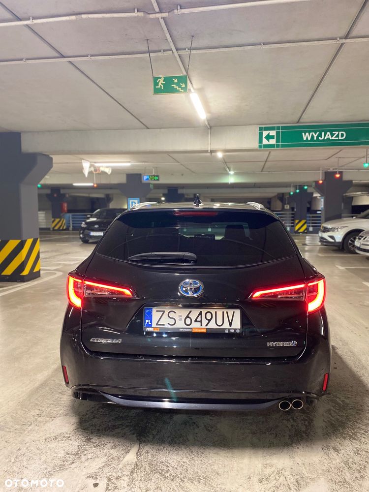 Toyota Corolla 2.0 Hybrid Executive - 20